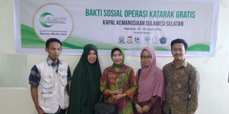 Pemerintah Kota Makassar melalui  Dinas Kesehatan Kota bekerja sama dengan Asia Muslim Charity Foundation (AMCF)  menggelar operasi gratis Katarak, di Balai Kesehatan Mata Masyarakat (BKMM), Kelurahan Banta bantaeng, Makassar, Sabtu (21/4/2019).
