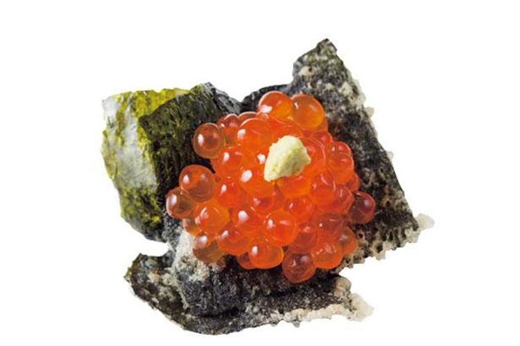 Hidangan paling laku, Salmon Roe Canape (206 yen)