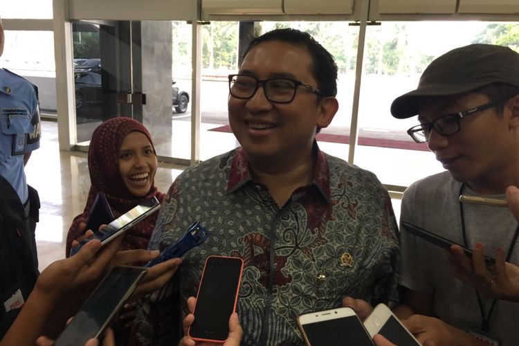 Wakil Ketua DPR RI Fadli Zon di Kompleks Parlemen, Senayan, Jakarta, Kamis (28/9/2017).