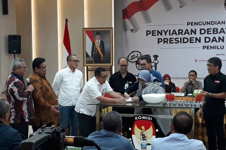 Pengundian dan Penetapan Penyiaran Debat Pasangan Calon Presiden dan Wakil Presiden Pemilu 2019 di kantor KPU, Menteng, Jakarta Pusat.