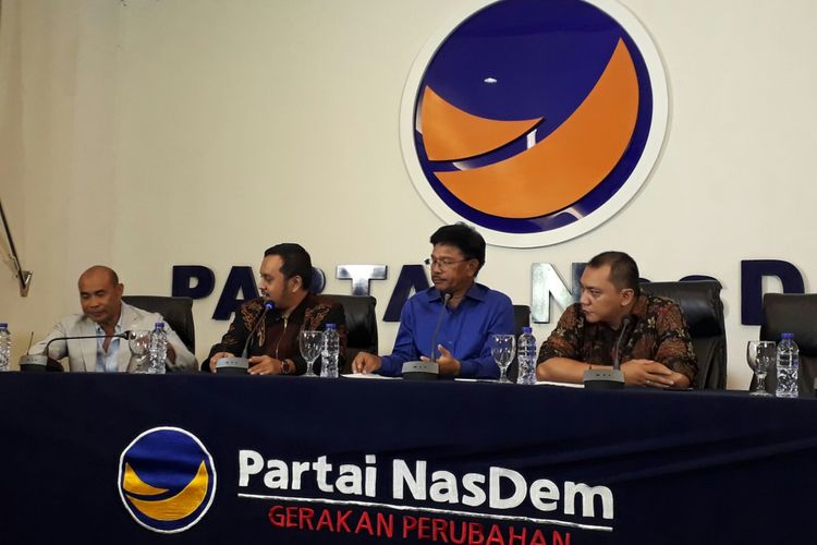 Partai Nasdem menggelar konfrensi pers terkait kasus Bupati Lampung Tengah Mustafa, Jumat (16/2/2018).