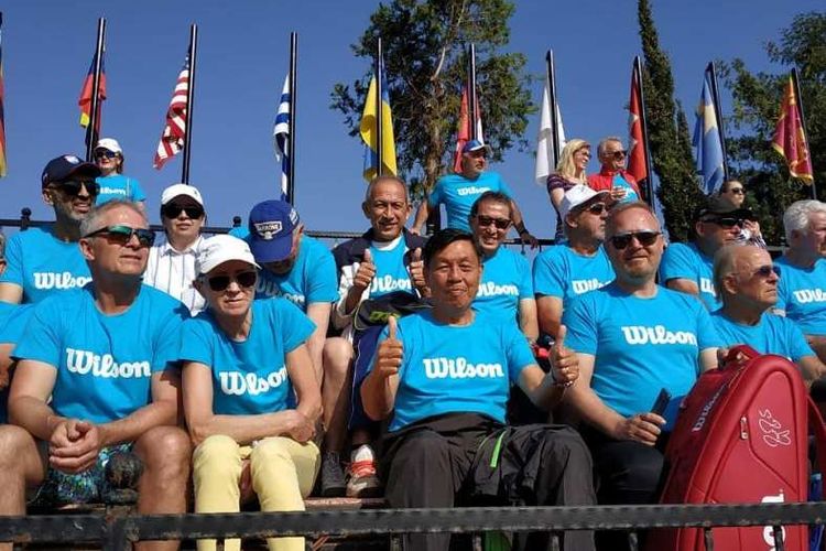 wakil Indoensia di turnamen senior ITF di Turki terdiri dari Yustedjo Tarik, Hadiman dan Dokter Samuel L. Simon