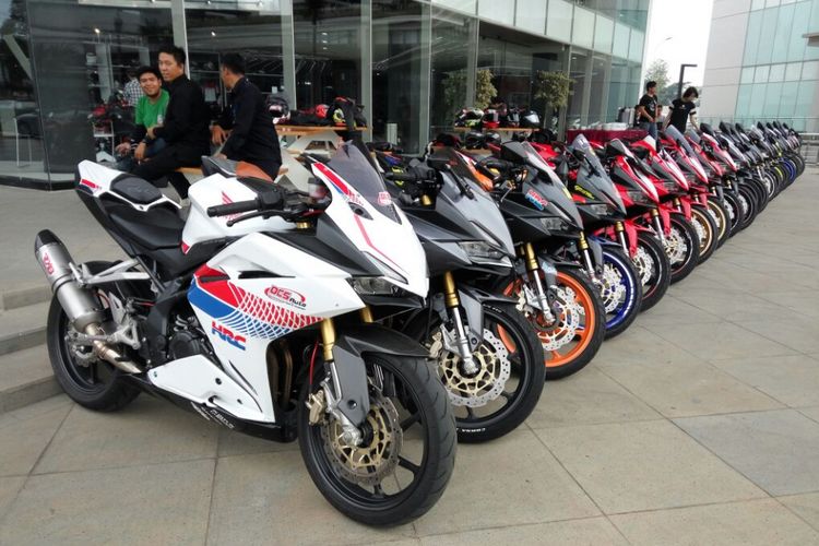 Komunitas Honda CBR250RR