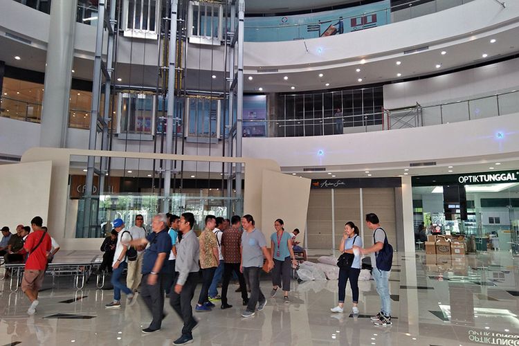 Suasana dalam Icon Mall yang hendak diresmikan, Jumat (26/10/2018).