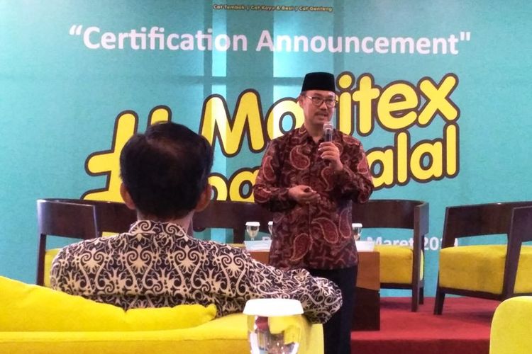 LPPOM Majelis Ulama Indonesia (MUI) mengeluarkan sertifikasi halal untuk produk cat. Hal ini disebabkan karena dugaan bahan baku yang mengandung babi.