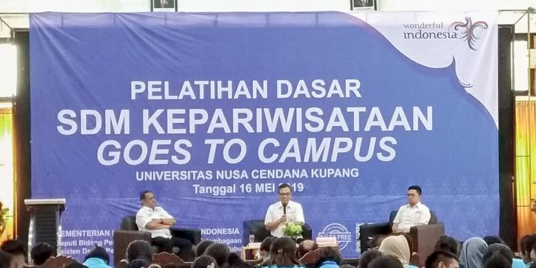 Pelatihan SDM Kepariwisataan Goes To Campus di Universitas Nusa Cendana Kupang, Nusa Tenggara Timur, Kamis (16/5/2019). 