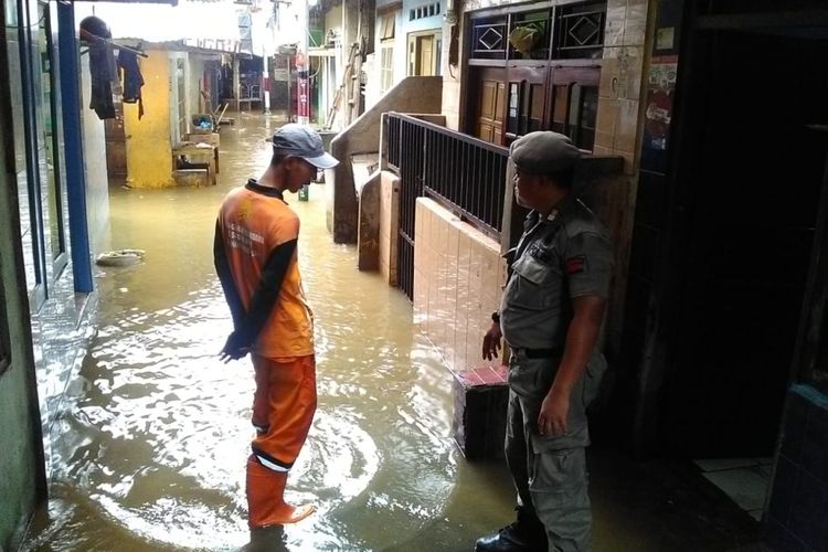 Banjir kiriman di Kebun Pala mulai surut, Senin (25/6/2018)
