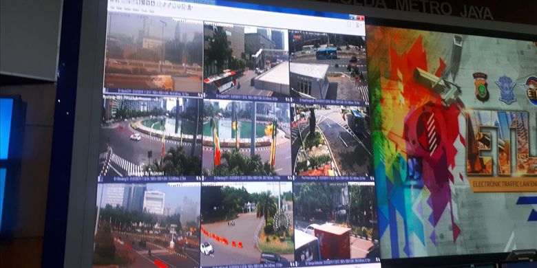Uji coba sistem tilang elektronik atau electronic traffic law enforcement (ETLE) dengan penambahan empat fitur terbaru mulai diberlakukan pada Senin (1/7/2019) ini di 10 titik di ruas Jalan Jenderal Sudirman dan MH Thamrin.
