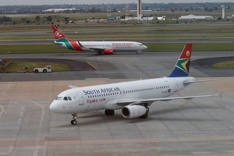 Bandara Internasional Tambo di Johannesburg, Afrika Selatan, 8 Maret 2017.  