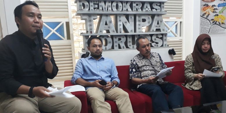 Diskusi yang diselenggarakan Indonesia Corruption Watch (ICW) yang mengangkat tema Pencalonan Pilpres 2019 : Menantang Gagasan Antikorupsi dan Demokrasi, di kantor ICW, Kalibata, Jakarta Selatan, Selasa (6/3/2018).