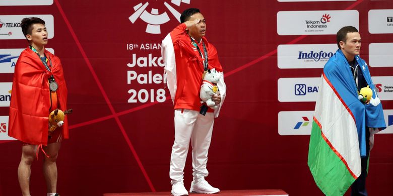 Atlet Angakt Besi Putra Indonesia, Eko Yuli Irawan  berhasil menyumbang emas di kelas 62 kilogram pada Asian Games 2018 di JI Expo Kemayoran, Jakarta, Selasa (21/8/2018). Ia menyumbang medali emas untuk Indonesia dengan melakukan angkatan total 311 kg (snatch 141 dan clean and jerk 170).