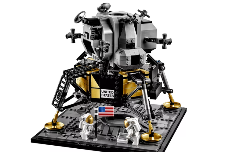 Replika Eagle Lunar Lander Apollo 11 dari LEGO untuk memperingati 50 tahun peluncuran misi berawak Apollo 11 milik NASA.