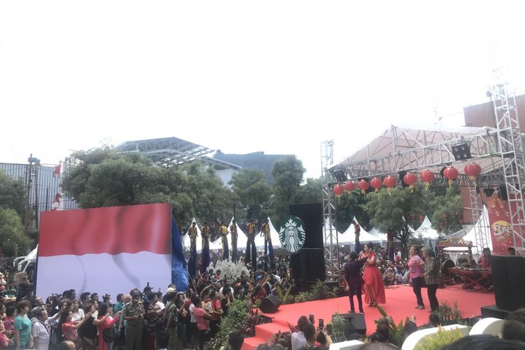 Suasana panggung Festival Pecinan 2019 di depab Pancoran China Town Point, Selasa (19/2/2019)