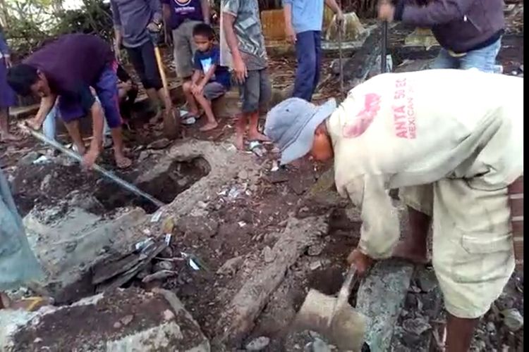 Peindaham empat makam di Kabupaten Takalar, Sulawesi Selatan akibat beda pilihan politik. Minggu, (9/6/2019).