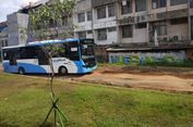 Jalur Transjakarta Koridor 1 3 di Puri Beta Rusak