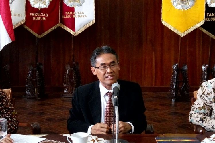 Dekan Fakultas Teknik, Panut Mulyono terpilih sebagai rektor Universitas Gadjah Mada (UGM) periode 2017 - 2022
