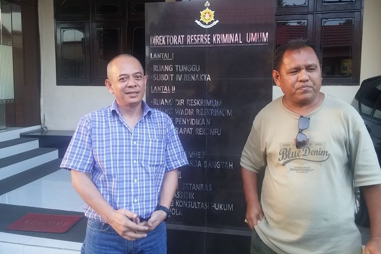 Pelapor kasus investasi Yusuf Mansur, Sudarso Arief Bakuama (kanan)