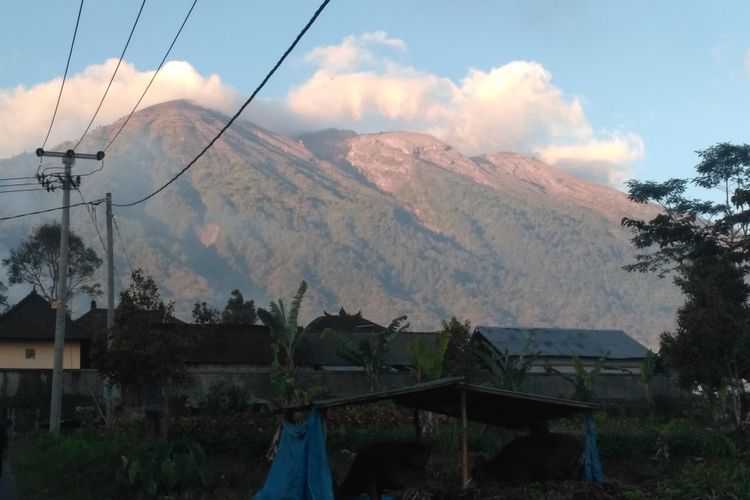 Suasana Desa Temukus yang terletak pada radius 2 km dari puncak gunung Agung