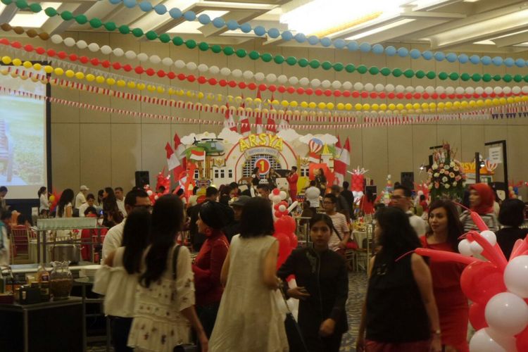 Suasana Pesta ulang tahun pertama anak bungsu Anang Hermansyah dan Ashanty, Arsya Akbar Pemuda Hermansyah, di Sheraton Hotel, Gandaria City, Jakarta Selatan, Minggu (29/10/2017).