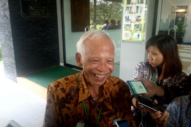 Kasmudjo, dosen pembimbing skripsi Presiden Joko Widodo semasa kuliah di Fakultas Kehutanan UGM.
