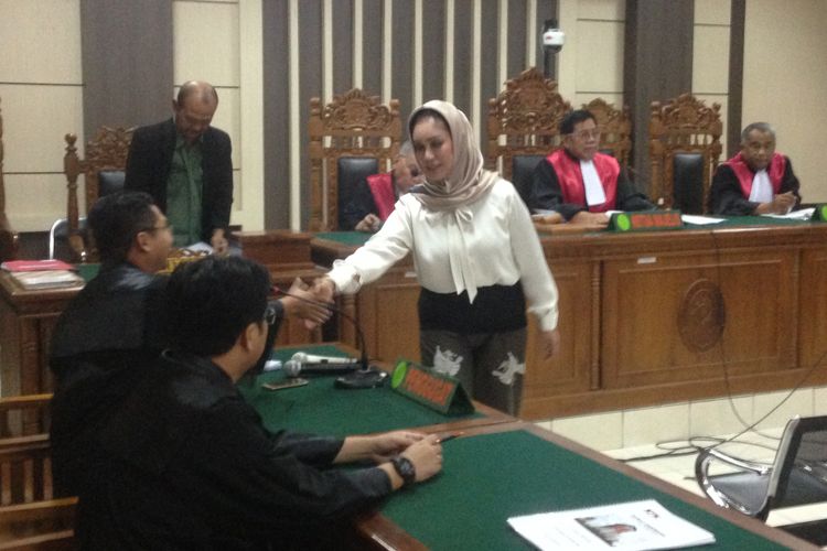 Wali Kota Tegal non aktif Siti Masitha disidang di Pengadilan Tipikor Semarang, Senin (15/1/2018).