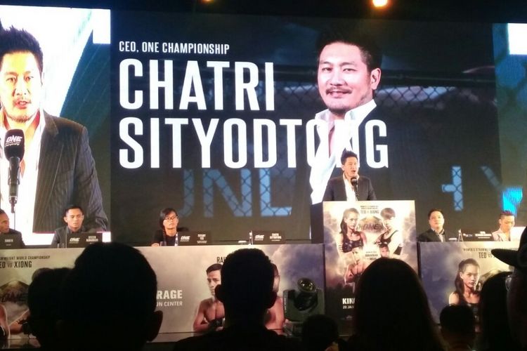 Chairman dan CEO ONE Championship, Chatri Sityodtong, saat konferensi pers jelang pertarungan ONE: Kings Of Courage di Hotel Fairmont, Jakarta, Kamis (18/1/2018).