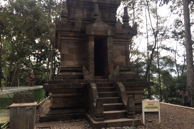 Candi Cangkuang, peninggalan Hindu Abad ke-8, di Desa Cangkuang, Kecamatan Leles, Kabupaten Garut, Jawa Barat, Sabtu (13/1/2018). 