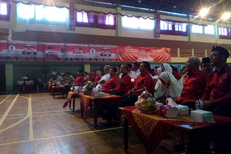 Suasana di  Rapat Kerja Cabang Khusus DPC PDIP Kudus, di GOR Kudus, Rabu (21/2/2018).