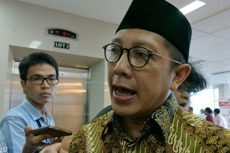 Menteri Agama RI, Lukman Hakim Syaifuddin ketika ditemui di Kantor Kementerian Koordinator Bidang Pembangunan Manusia dan Kebudayaan, Jakarta, Rabu (18/4/2018).