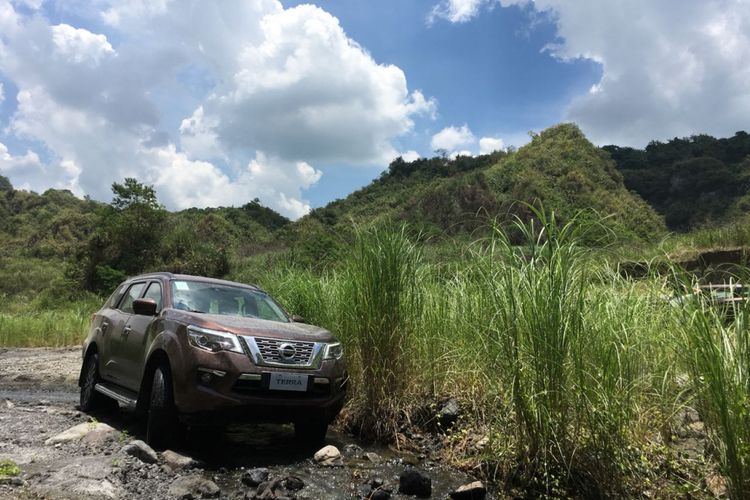 New Nissan Terra.