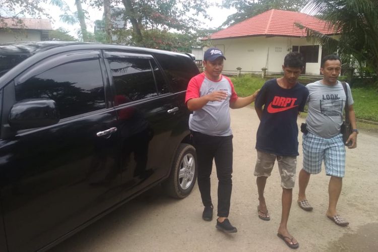 Alan Sidik Tuanani (19) tersangka pembacokan yang menjadi buronan polisi akhirnya ditangkap di Masohi, Kabupaten Maluku Tengah, Senin (6/8/2018)