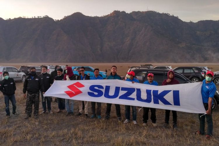 Komunitas Suzuki Grand Vitara adakan Jamnas dan Munnas di Bromo.