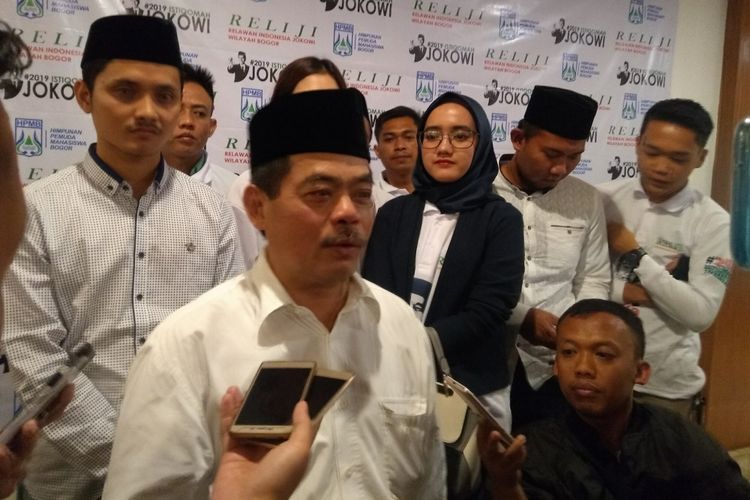 Ketua Umum Relawan Indonesia Jokowi (Reliji), Bursah Zarnubi, saat ditemui di Bogor, Rabu (19/9/2018)