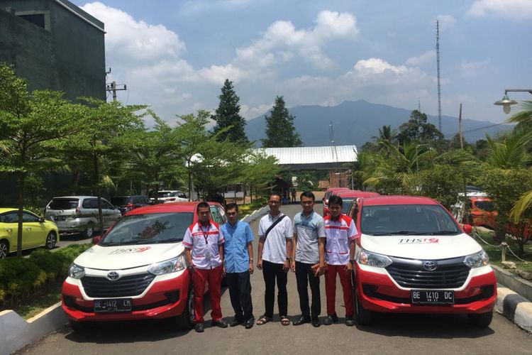 Konsumen THS Auto2000 Lampung.