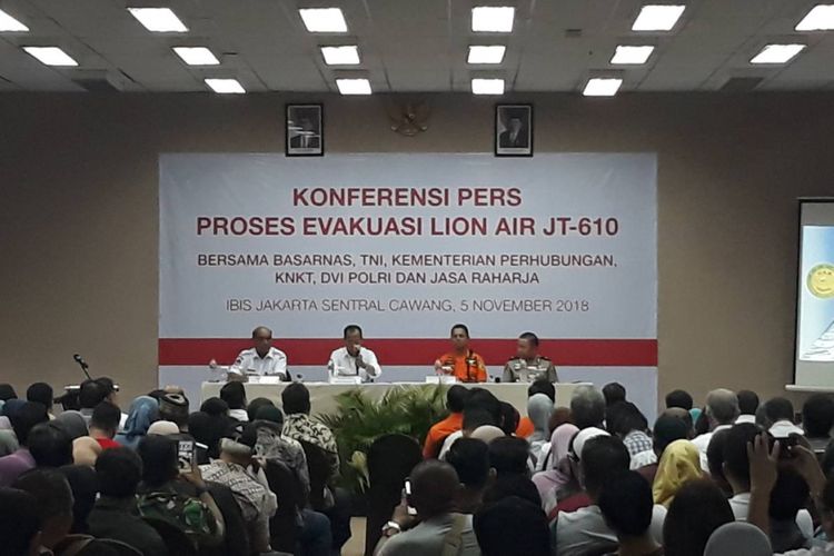 Pertemuan keluarga korban lion air