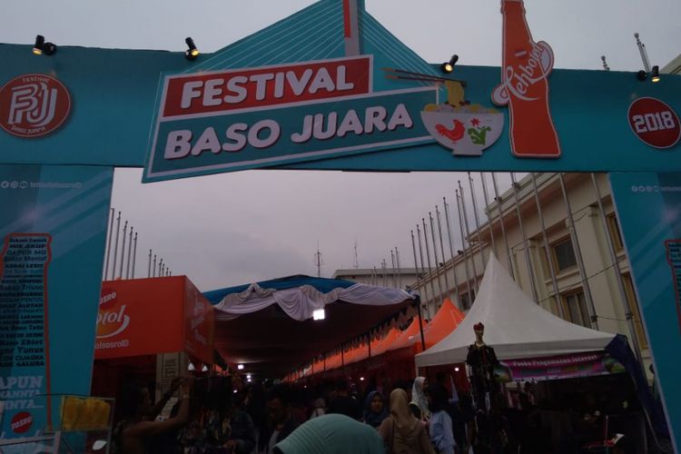 Festival Baso Juara 2018 digelar di Jalan Soekarno, Kota Bandung, Jumat-Minggu (7-9 Desember 2018). Acara ini menghadirkan 40 tenant dari sejumlah daerah di Bandung, Garut, dan Tasik.