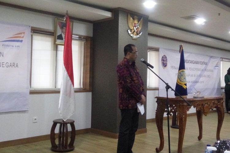 Menteri Perhubungan Budi Karya Sumadi di Kemenhub, Jumat (4/1/2019).