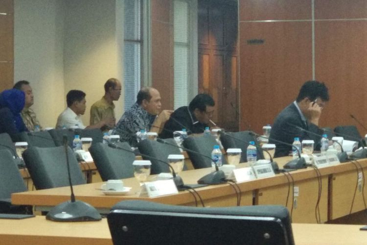 Komisi D DPRD DKI Jakarta rapat membahas evaluasi penyerapan anggaran 2018, Selasa (19/2/2019).