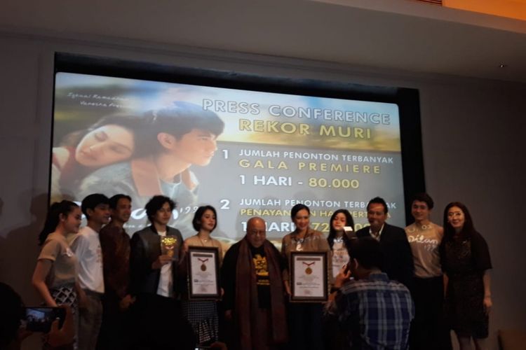 Film Dilan 1991 memecahkan rekor MURI sebagai film Indonesia dengan perolehan penonton terbanyak pada penayangan perdana di Kota Kasablanka, Jakarta Selatan, Minggu (3/3/2019).