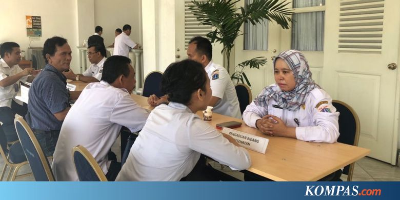 Sejuta Cerita dari Para Penerima Aduan Warga di Balai Kota DKI...