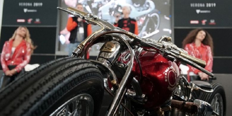 The Iconic Bike Suryanation Motorland 2018 ?Tosan Adji? berhasil masuk tiga besar The King of Motor Bike Expo 2019 di Verona, Italia.