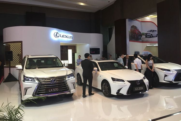 Booth Lexus di GIIAS Medan, Sumatera Utara, 22-26 November 2017