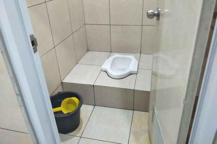Toilet Pasar Ikan Modern Muara Baru, Jakarta Utara, Kamis (21/3/2019).