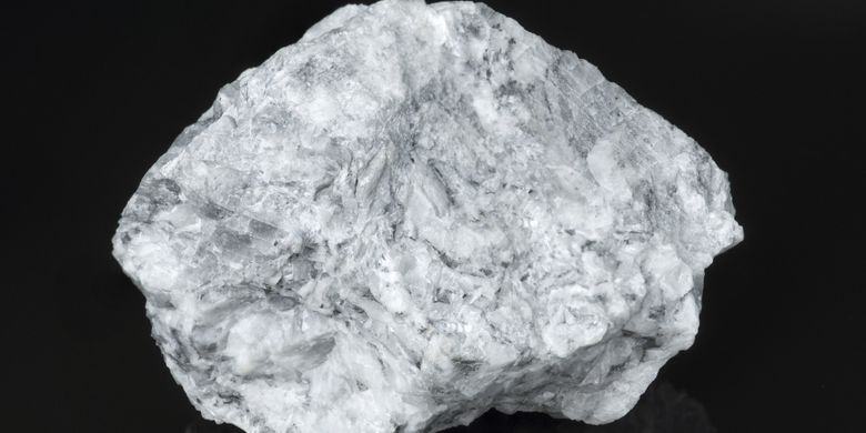 Mineral magnesit berfungsi untuk menyerap dan menyimpan karbon dioksida.
