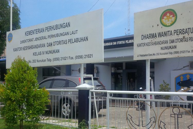 Kejaksaan Negeri Kabupatwen Nunukan Kalimantan Utara melakukan pemeriksaan di Kantor Kesyahbandaran dan Otoritas Pelabuhan (KSOP) Kabupaten Nunukan terkait dugaan kasus korupsi rehabilitasi kapal patroli tahun 2013 lalu.