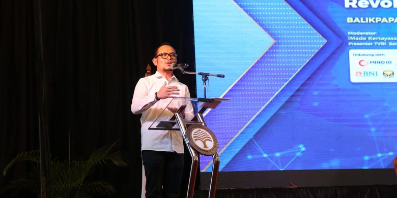 Menteri Ketenagakerjaan (Menaker) M. Hanif Dhakiri saat memberikan sambutan di acara Musyawarah Nasional XIII Keluarga Alumni Universitas Gadjah Mada (KAGAMA) 2019 di Balikpapan, Kalimantan Timur, Sabtu (7/9/2019).