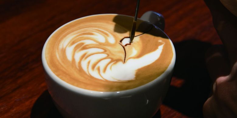 Di sini kita juga dapat memesan Latte Art Coffee, dan pola gunung Fuji sangat populer di antara wisatawan asing.