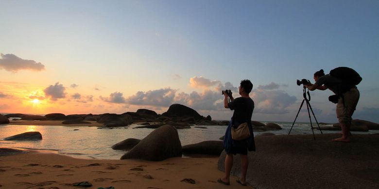 Salah satu sudut spot sunset pantai di Temajuk, Kabupaten Sambas, Kalimantan Barat.