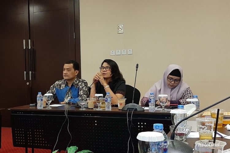 Ketua Bidang Statistik, Riset, Analisa dan Aktuaria AAUI Trinita Situmeang dalam konferensi pers, Selasa (20/8/2019)