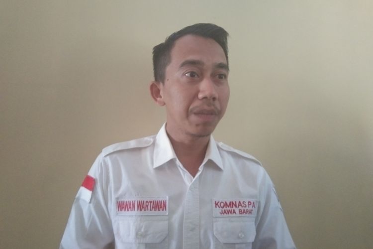 Wakil Ketua Komnas PA Jawa Barat Wawan Wartawan berbicara soal perlunya safe house atau rumah aman bagi korban kekerasan seksual di Karawang sebagai tempat pendampingan korban. 